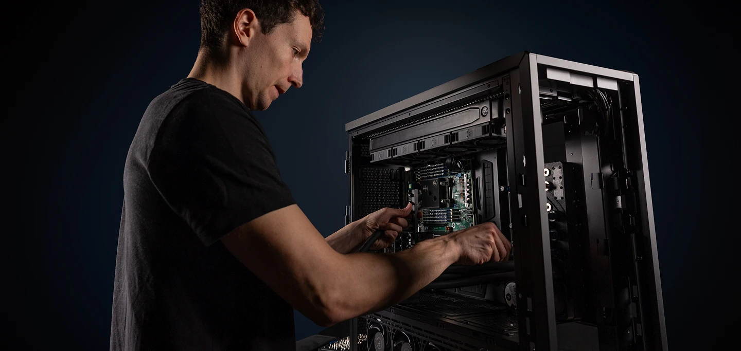 infrastruktura/EK-PRO-X11_Build_01-1