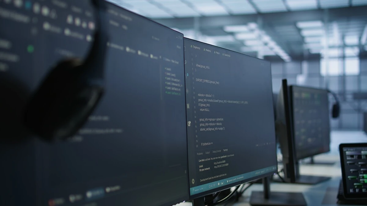 press-media/data-center-electronic-equipment-used-monitoring-performance